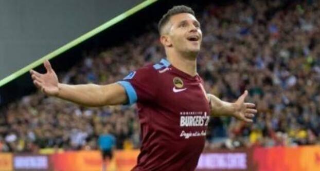 赛场暴露的 赛场暴露的